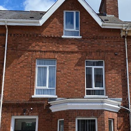 Roskeen Townhouse Belfast Exterior photo